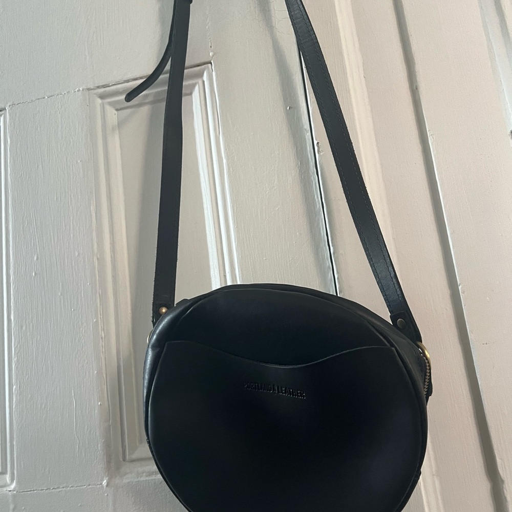 Portland Leather Circle Crossbody Bag
